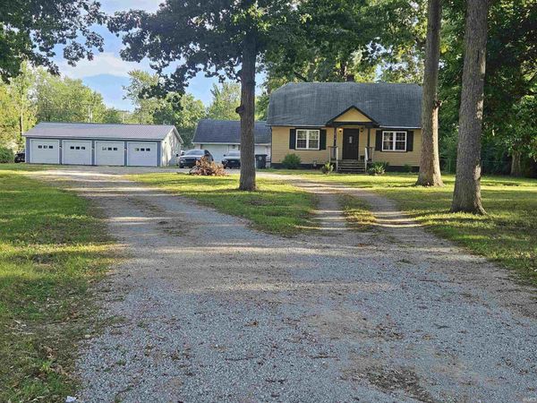 5814 Stellhorn Road, Fort Wayne, IN 46815