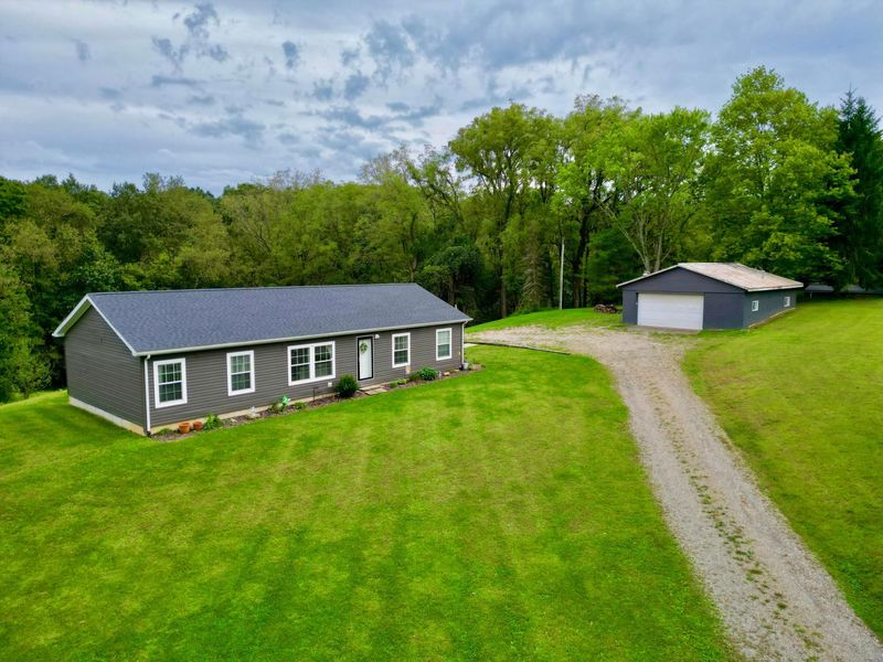 1300 Lectric Lane, Zanesville, OH 43701 Photo 1