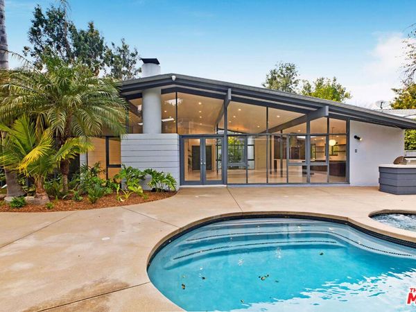 7560 Lolina Lane, Los Angeles, CA 90046