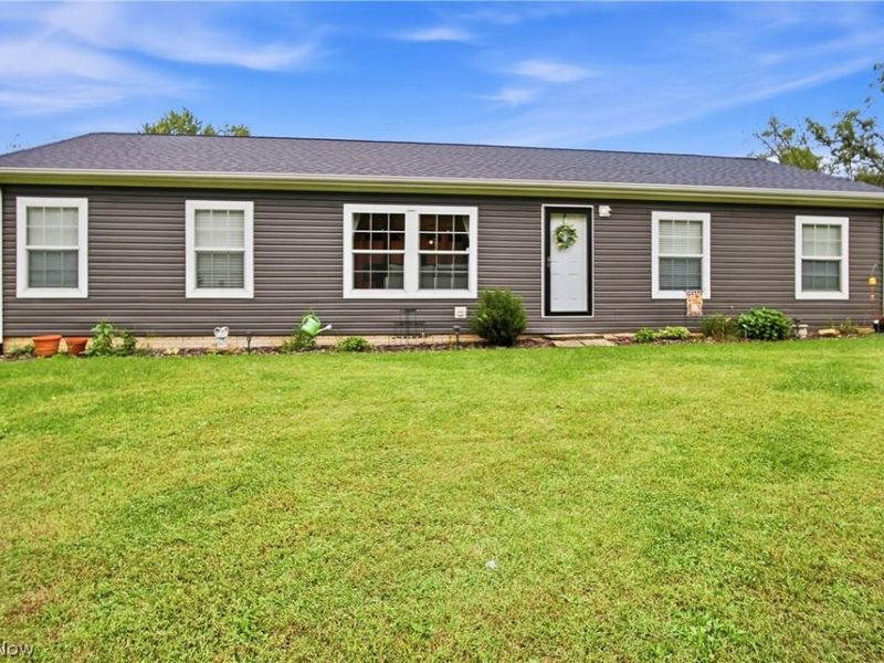 1300 Lectric Lane, Zanesville, OH 43701 Photo 2