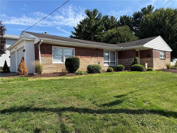 241 Lake Avenue NE, Massillon, OH 44646