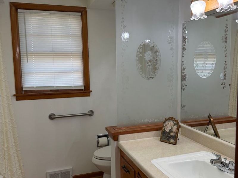 241 Lake Avenue NE, Massillon, OH 44646 Photo 10