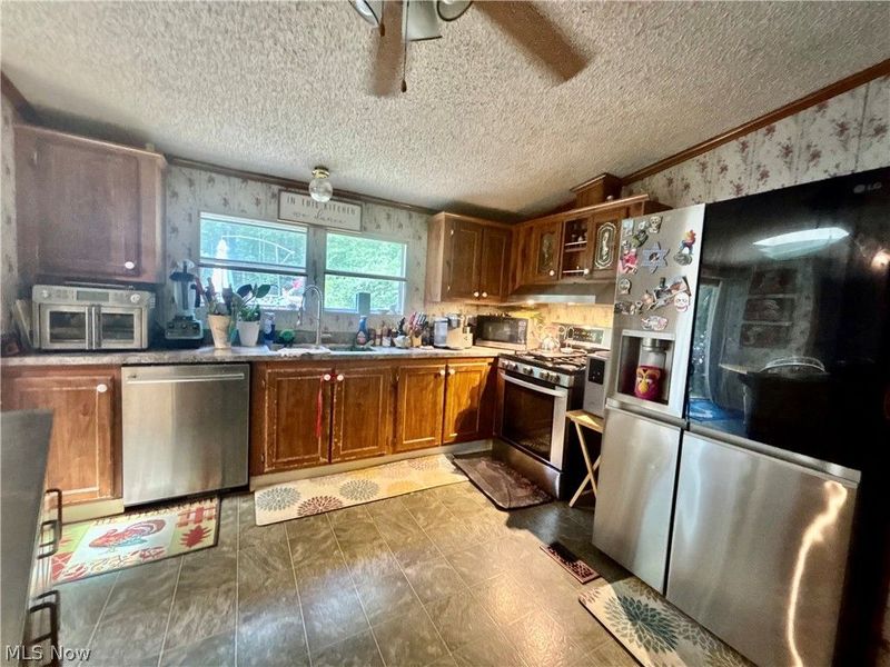 9231 Horn Road, Windham, OH 44288 Photo 4