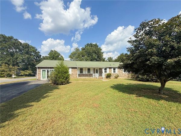 4512 Greenbriar Drive , Chester, VA 23831