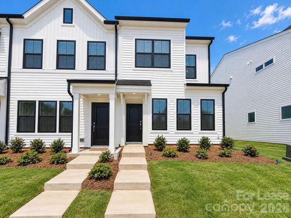 6518 Harlech Street , Charlotte, NC 28269