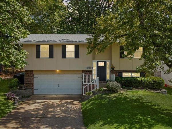 2726 Bremerton Road, Brentwood, MO 63144