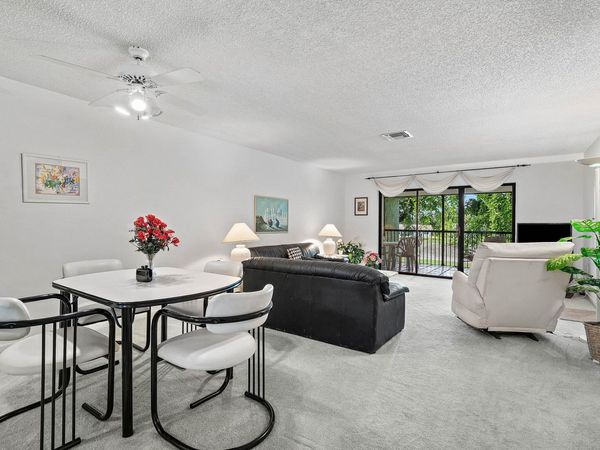 36 STRATFORD Lane W, Unit F, Boynton Beach, FL 33436