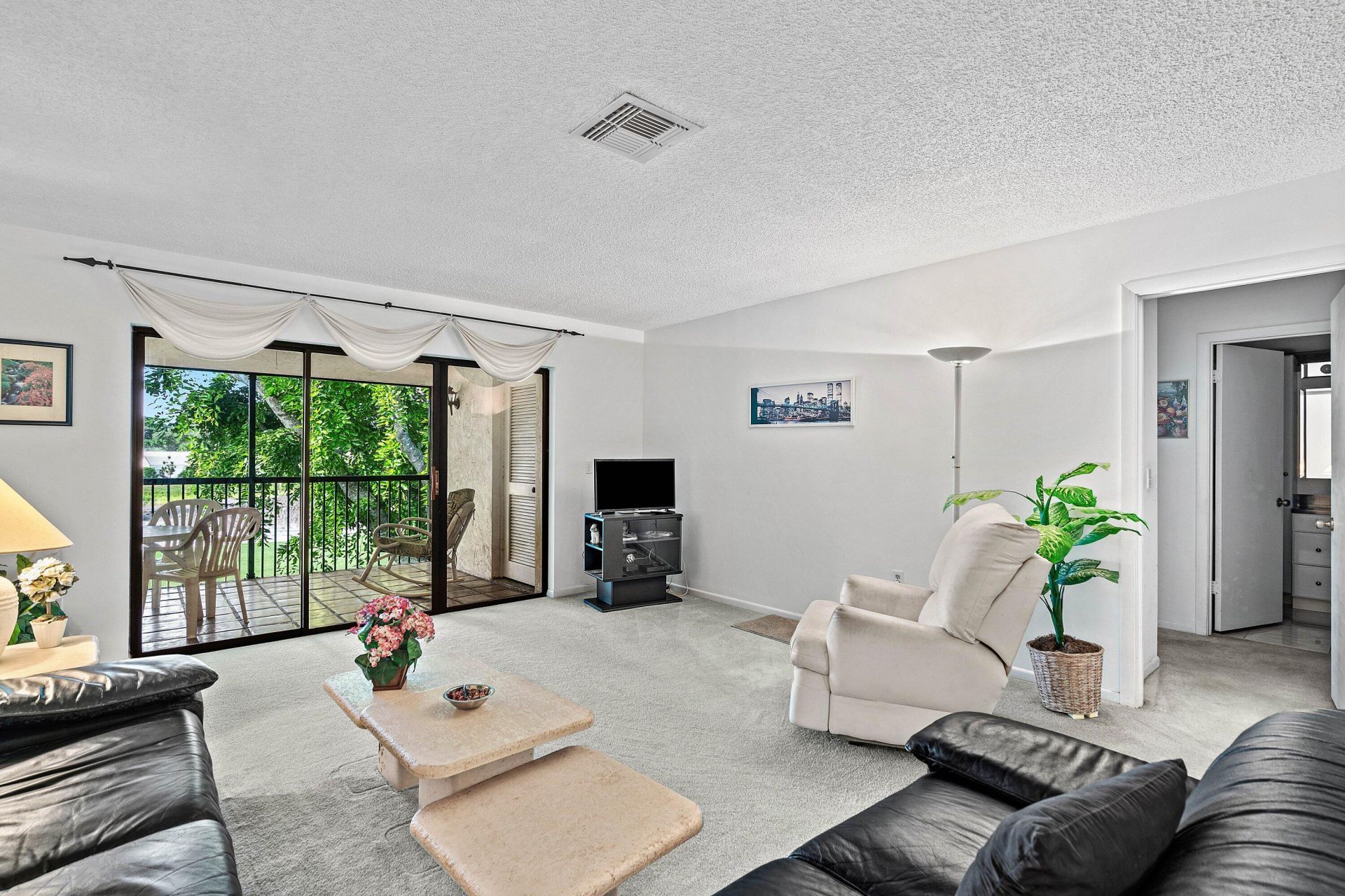36 Stratford Lane W, Unit F, Boynton Beach, FL 33436 Photo