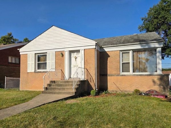 1320 Haase Avenue , Westchester, IL 60154