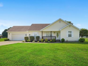 121 Brett Circle, Hustonville, KY 40437