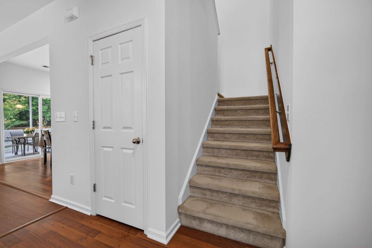 170 Pavilion Street Photo 21