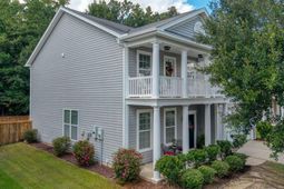 170 Pavilion Street photo 4