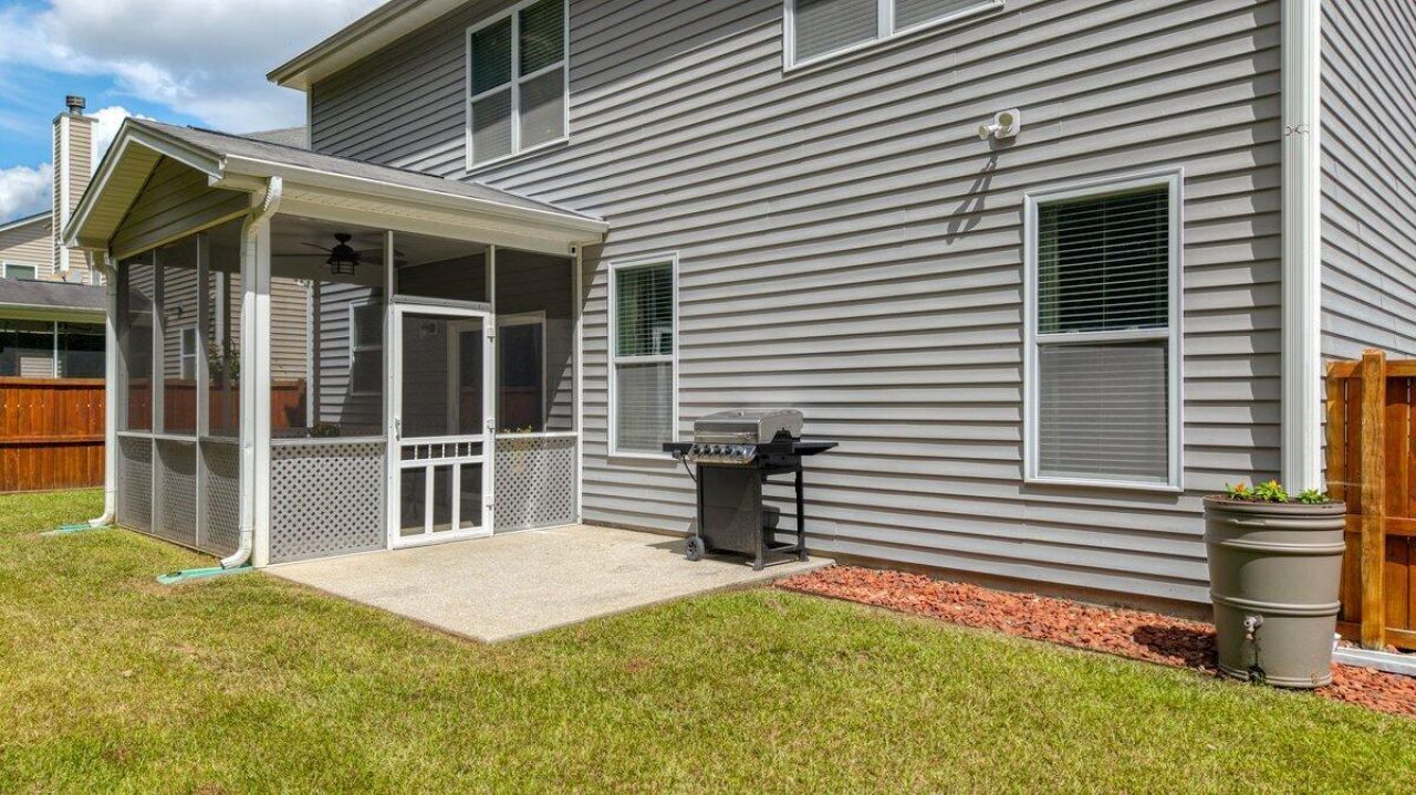 170 Pavilion Street Photo 43