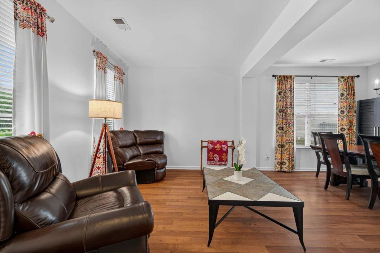 170 Pavilion Street Photo 8