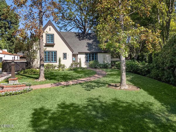 874 S Arroyo Boulevard, Pasadena, CA 91105