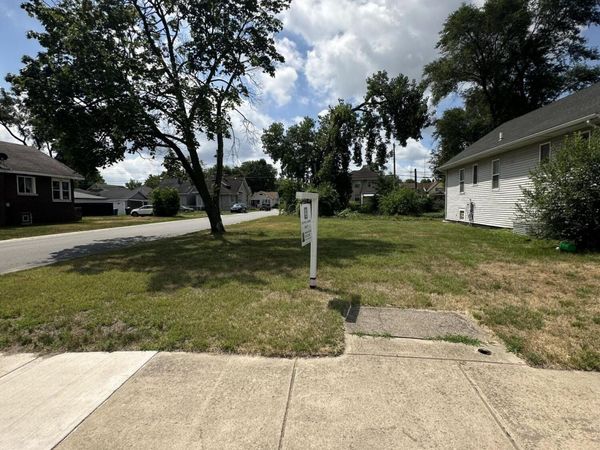 840 Becker Street, Hammond, IN 46320