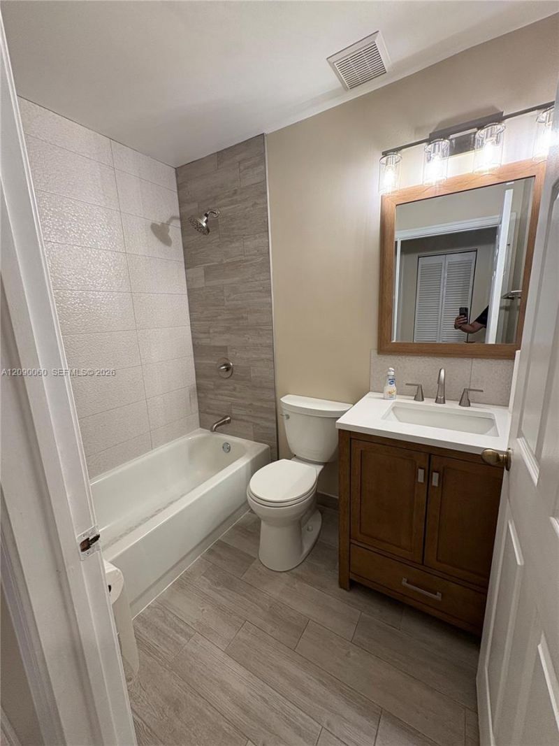 751 Sand Creek Cir, Unit ., Weston, FL 33327 Photo
