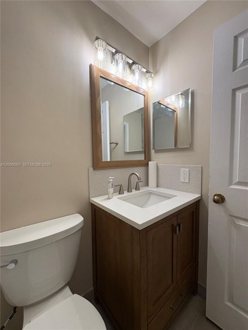 751 Sand Creek Cir, Unit ., Weston, FL 33327 Photo