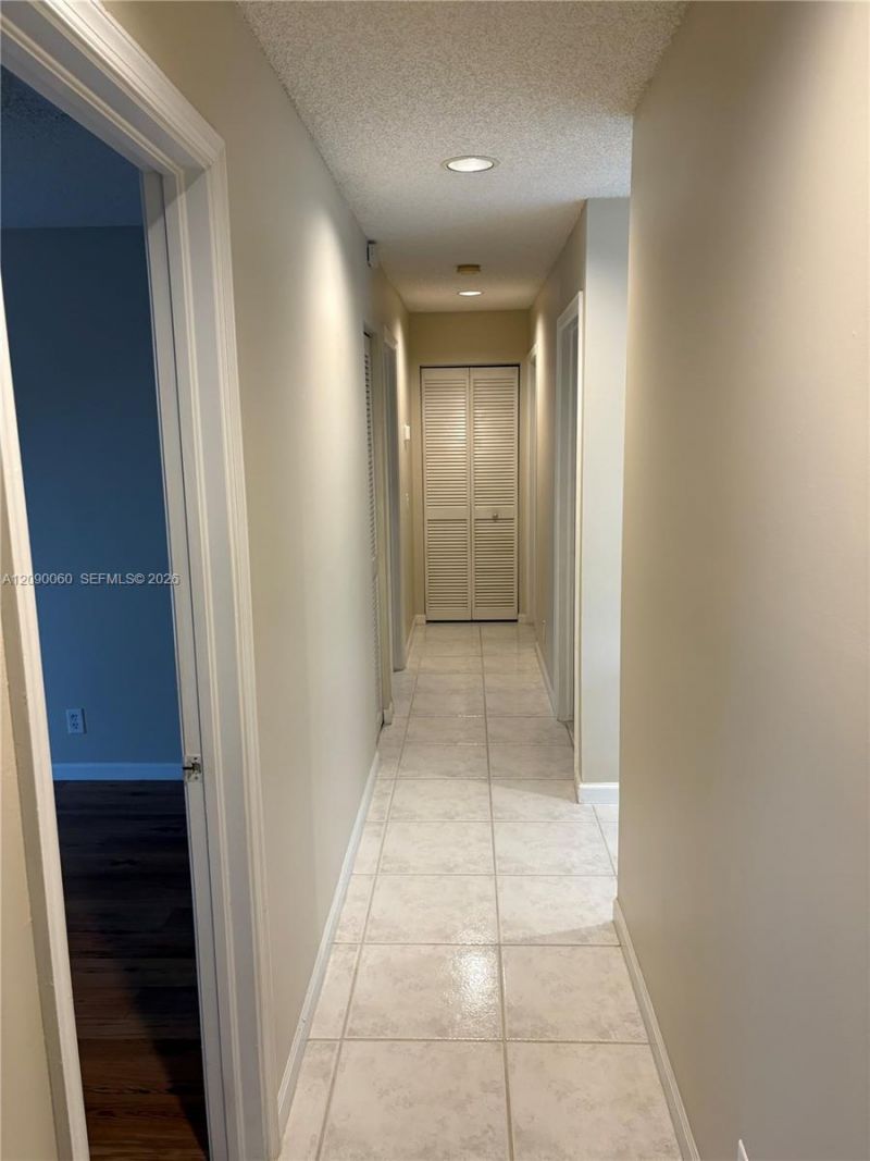 751 Sand Creek Cir, Unit ., Weston, FL 33327 Photo