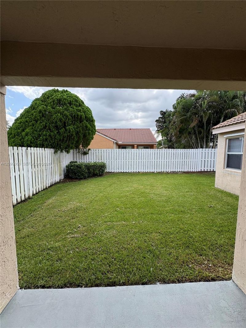 751 Sand Creek Cir, Unit ., Weston, FL 33327 Photo