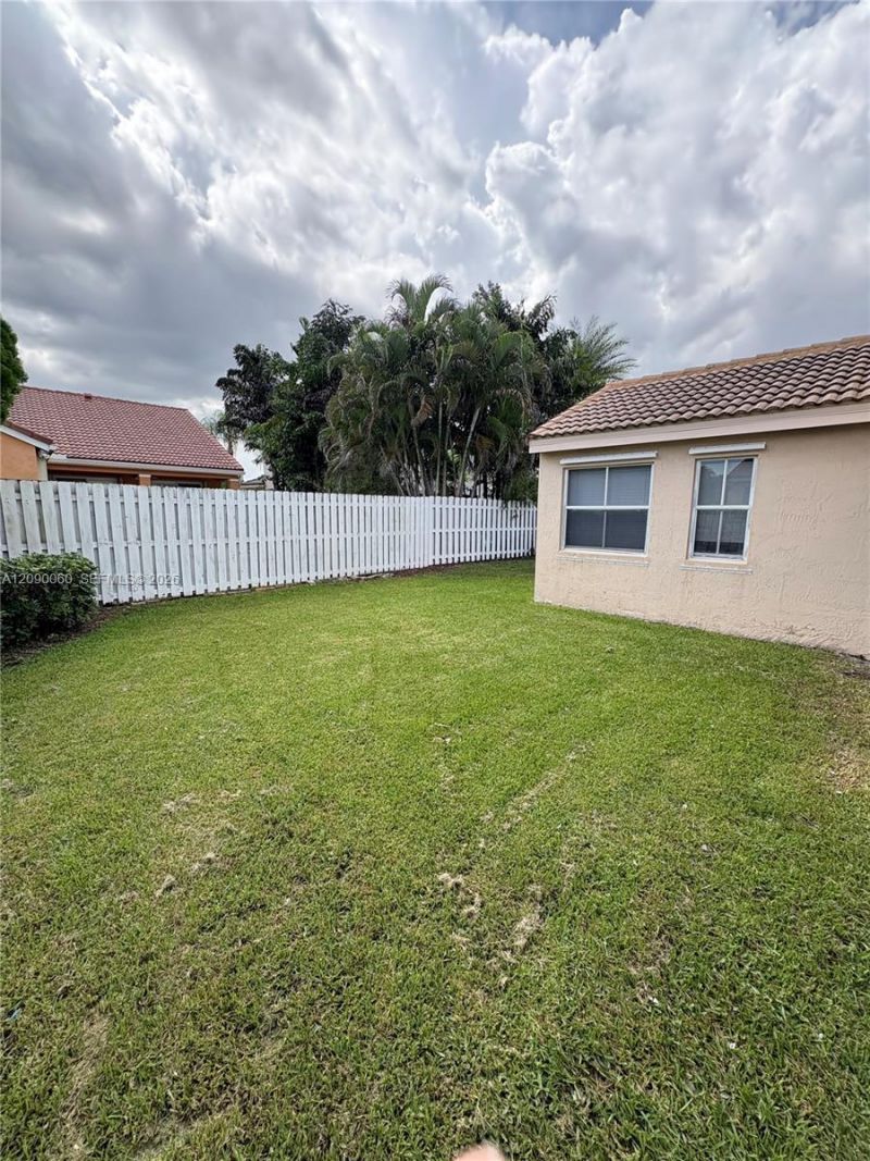 751 Sand Creek Cir, Unit ., Weston, FL 33327 Photo