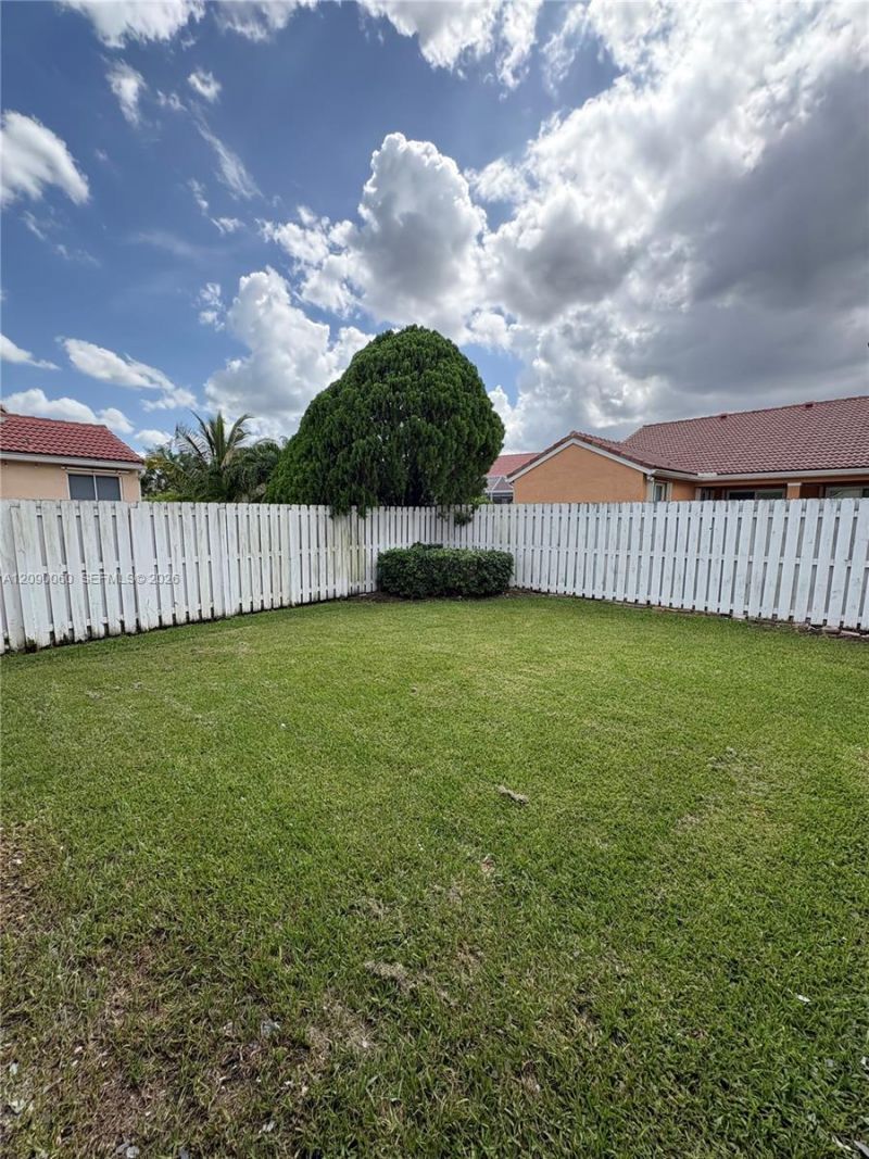 751 Sand Creek Cir, Unit ., Weston, FL 33327 Photo