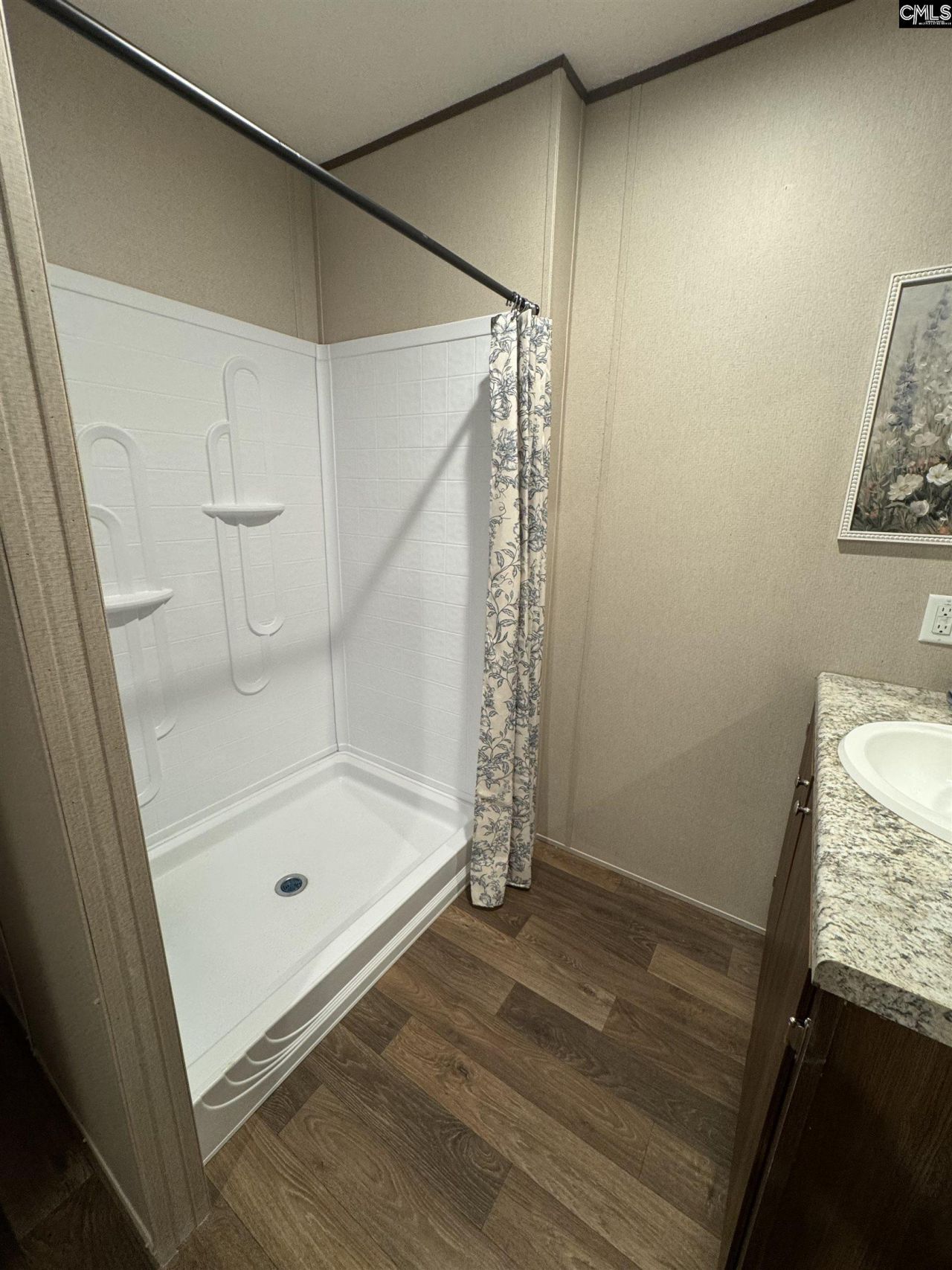 1068 Preference Road  Photo 13