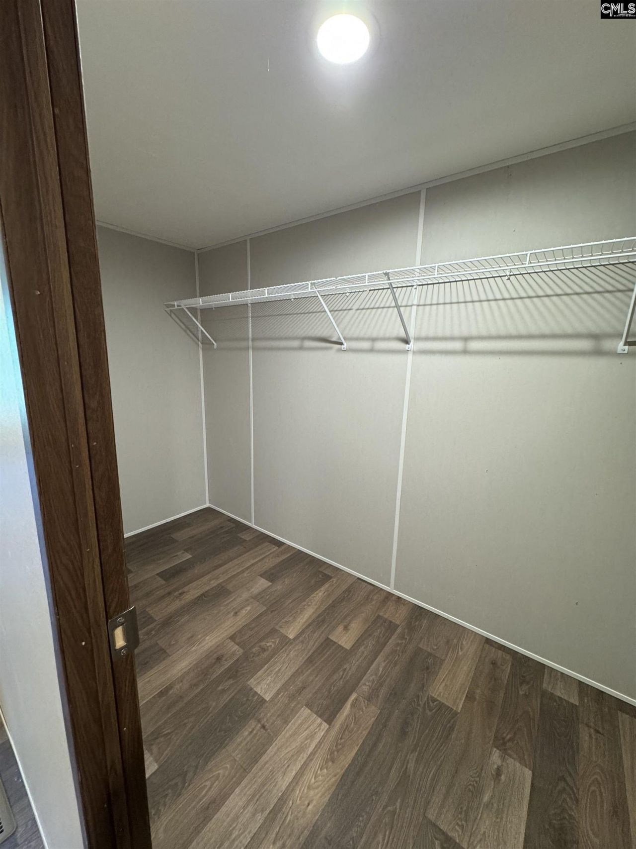 1062 Preference Road  Photo 9