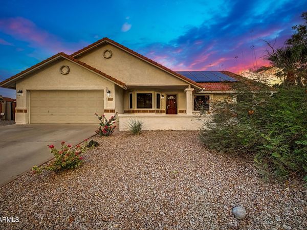 921 N SANDAL Circle, Mesa, AZ 85205
