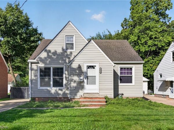 1128 Irene Road , Lyndhurst, OH 44124