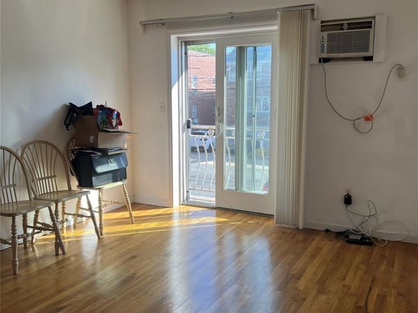 4325 215 Street , Unit 2F, Bayside, NY 11361