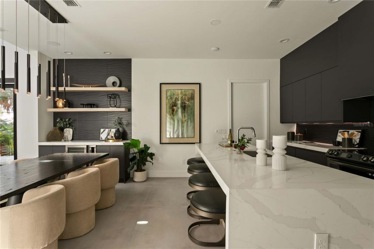 1322 W Grace Street, Tampa, FL 33607 Photo