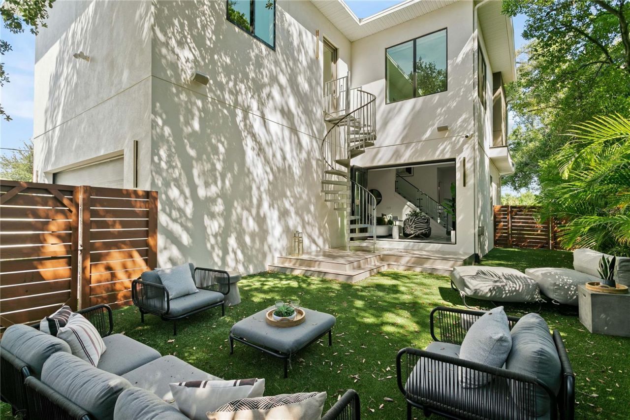 1322 W Grace Street, Tampa, FL 33607 Photo