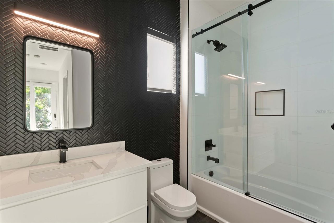 1322 W Grace Street, Tampa, FL 33607 Photo