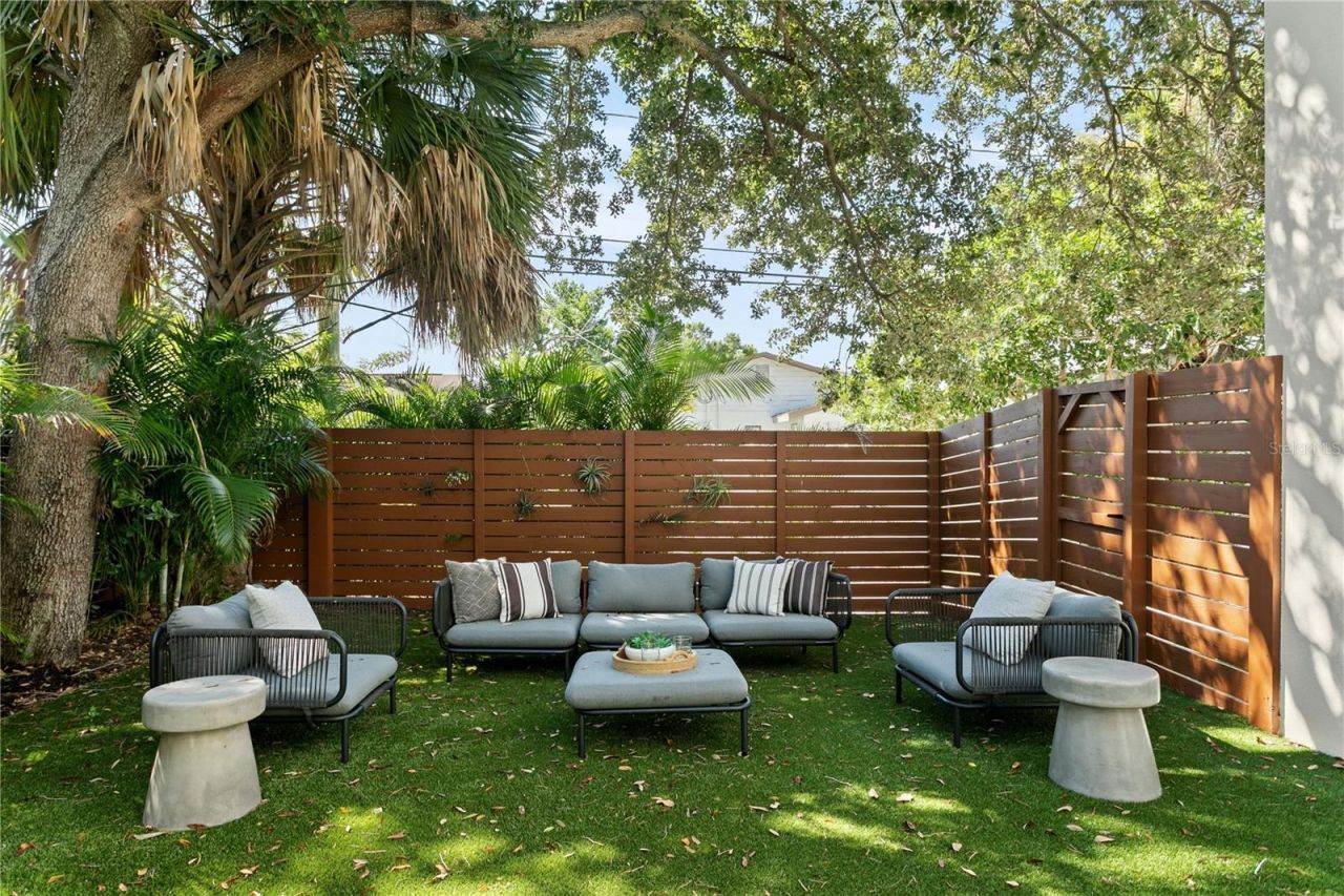 1322 W Grace Street, Tampa, FL 33607 Photo