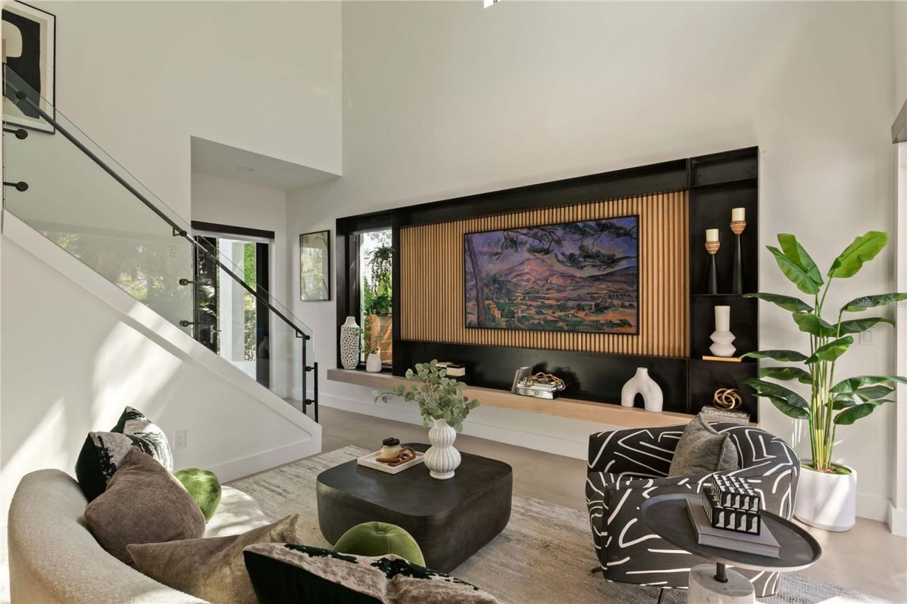 1322 W Grace Street, Tampa, FL 33607 Photo