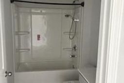 105 Woodvine Way photo 4
