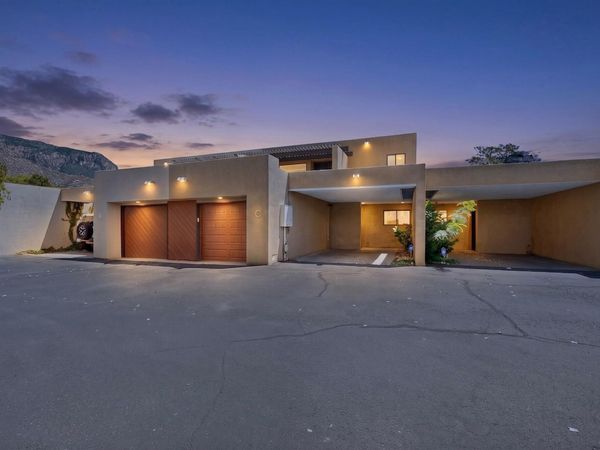 795 Tramway Lane NE, UNIT C, Albuquerque, NM 87122