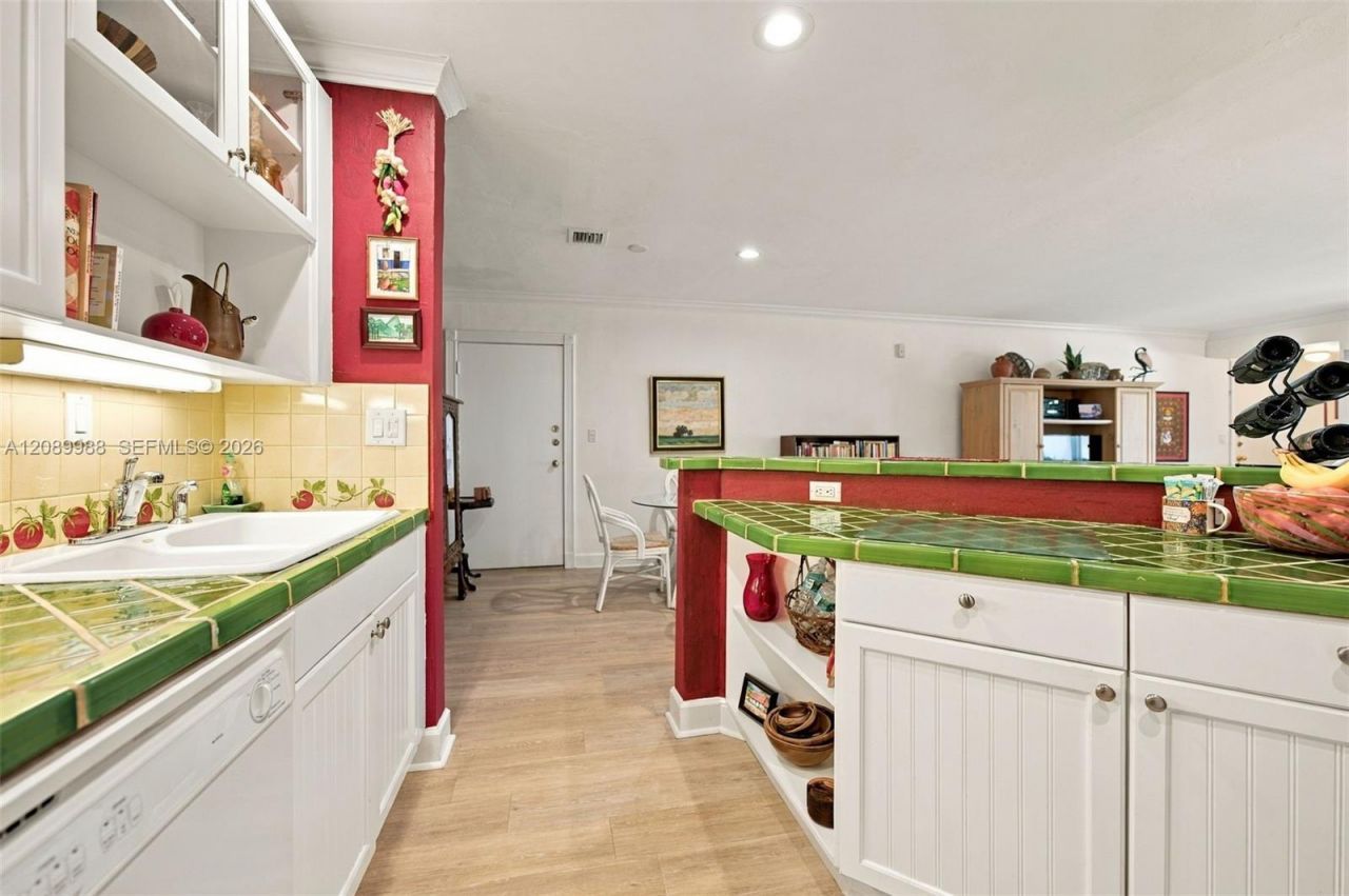 Please Call For Address, Unit H7, Miami, FL 33156 Photo