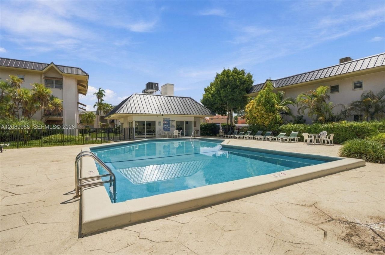 Please Call For Address, Unit H7, Miami, FL 33156 Photo