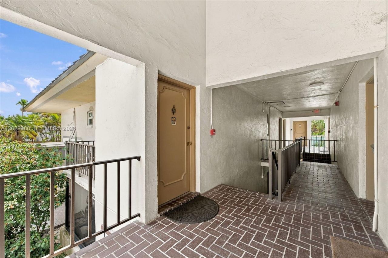 Please Call For Address, Unit H7, Miami, FL 33156 Photo