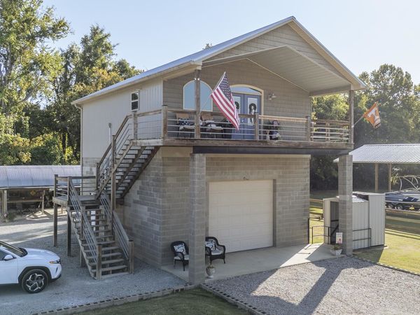 3060-A CATFISH LN, Crump, TN 38327
