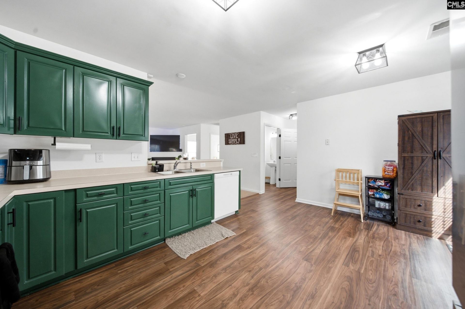 417 Buttonbush Court Photo 9