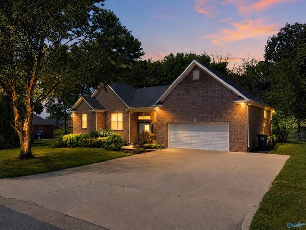 3326 Valley Forge Road, Decatur, AL 35603