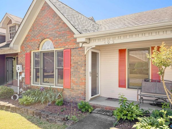 405 Covina Drive, Decatur, AL 35603