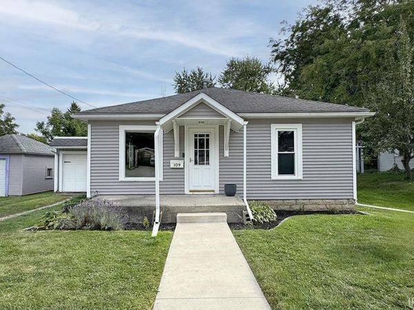 109 W Felicity Street, Angola, IN 46703