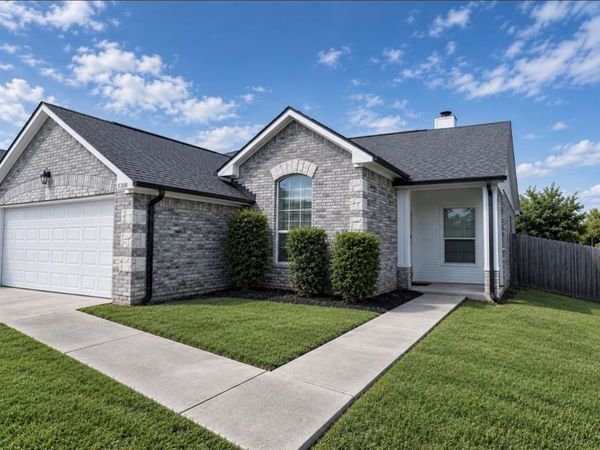 5300 Meadow Court , Flint, TX 75762