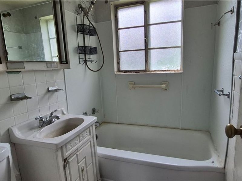 421 Kenwood Drive, Unit H1, Euclid, OH 44123 Photo 15
