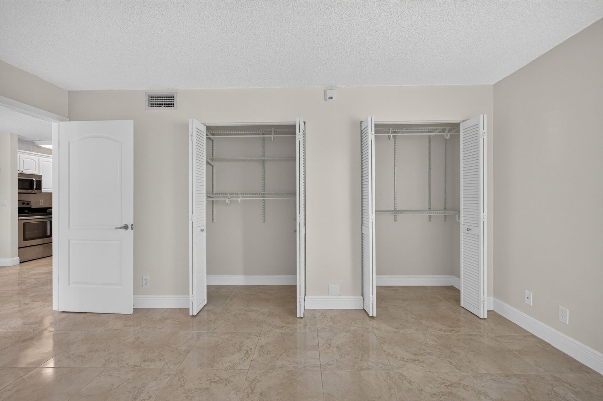 10765 Cleary Boulevard, Unit 307, Plantation, FL 33324 Photo