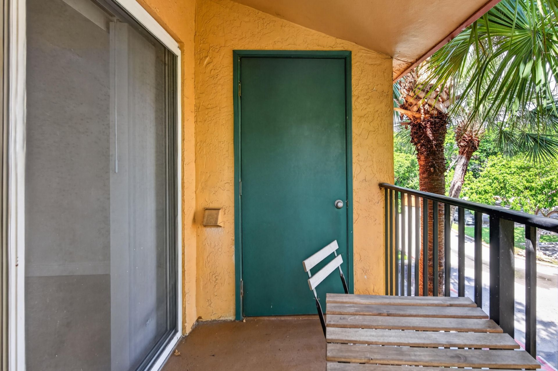 10765 Cleary Boulevard, Unit 307, Plantation, FL 33324 Photo